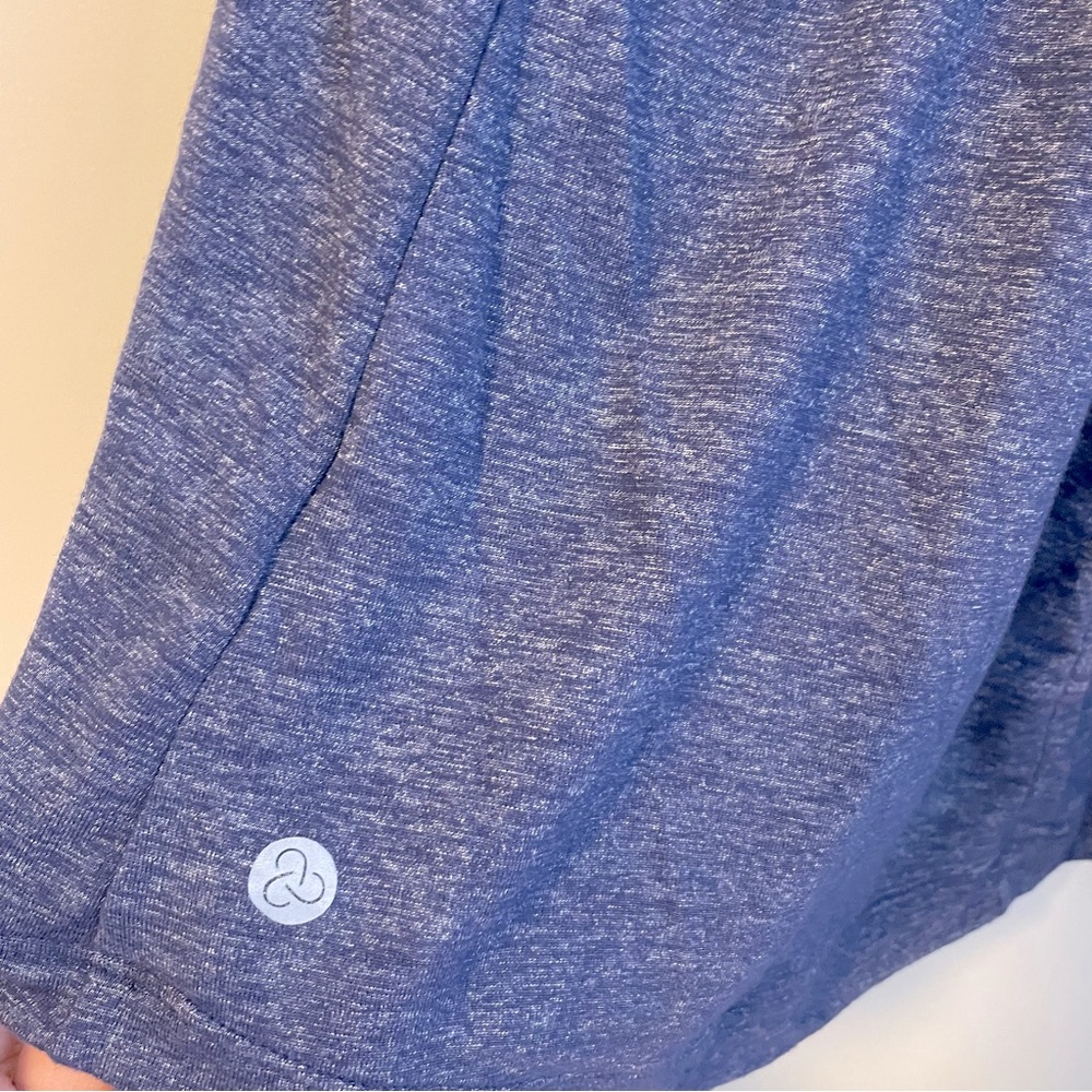 Zella Loop Back Tank - Picture 9 of 9